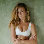 Alexandra Jones 🕊