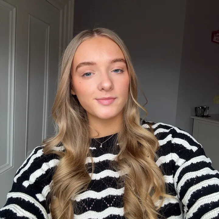 Ellie Kerr🌻