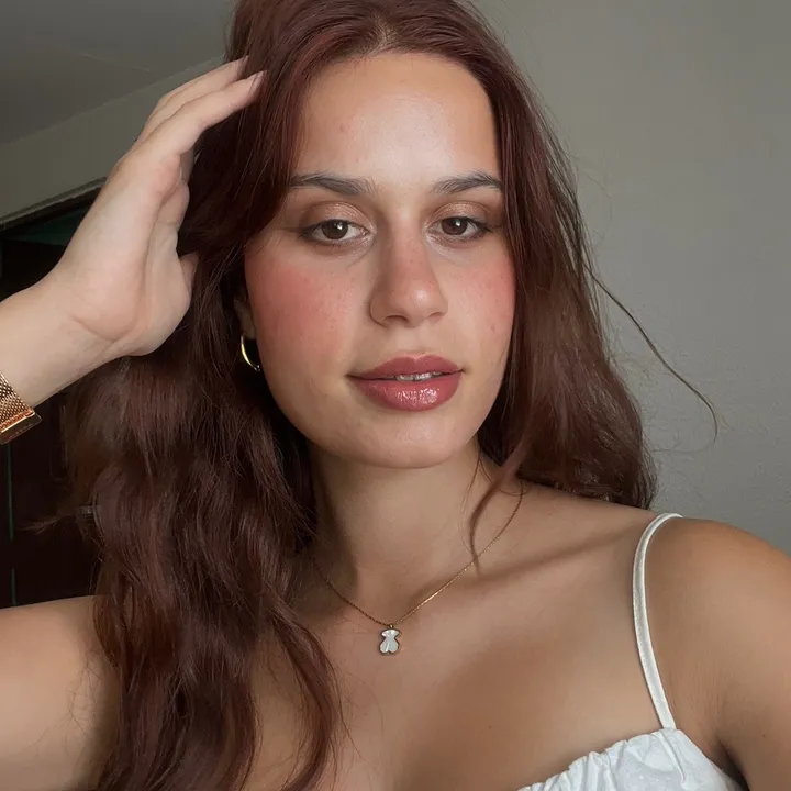 inês