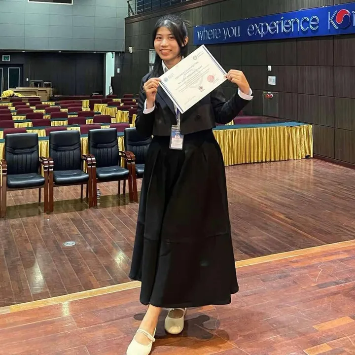 𝖲𝗋𝖾𝗒𝗉𝗁𝖾𝖺 | ស្រីភា