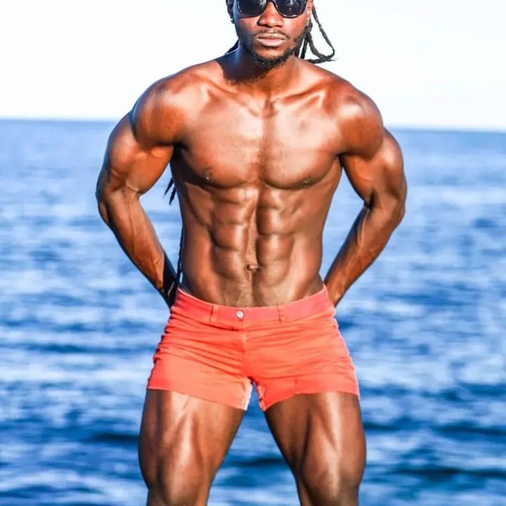 FITNESS with MrBombe