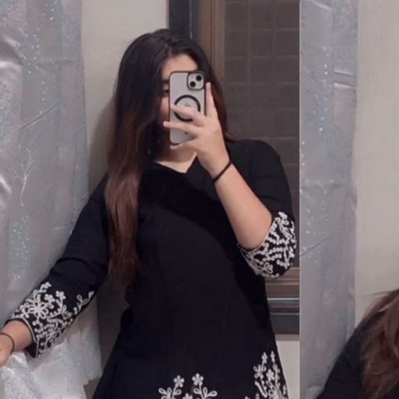 @Shopping_With_Alisha