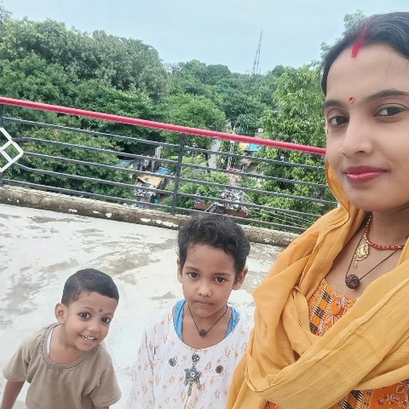 Pankhudi Prachee Official