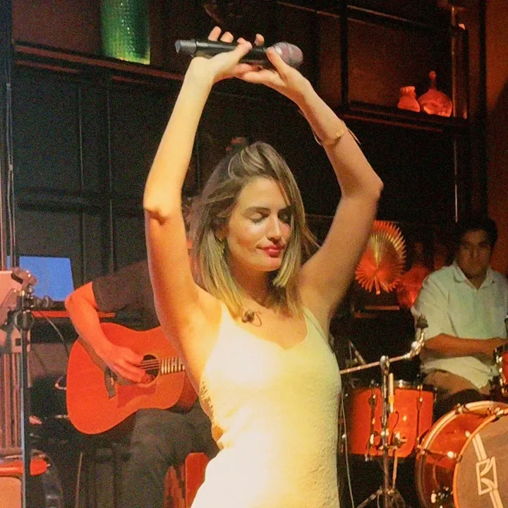 Alessandra Aguirre