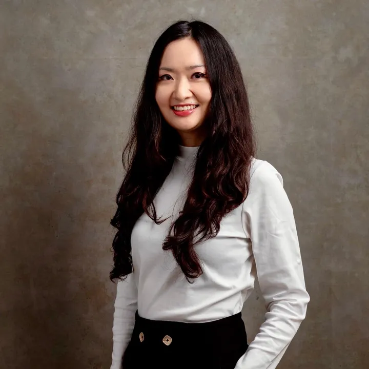 Crystal Lim