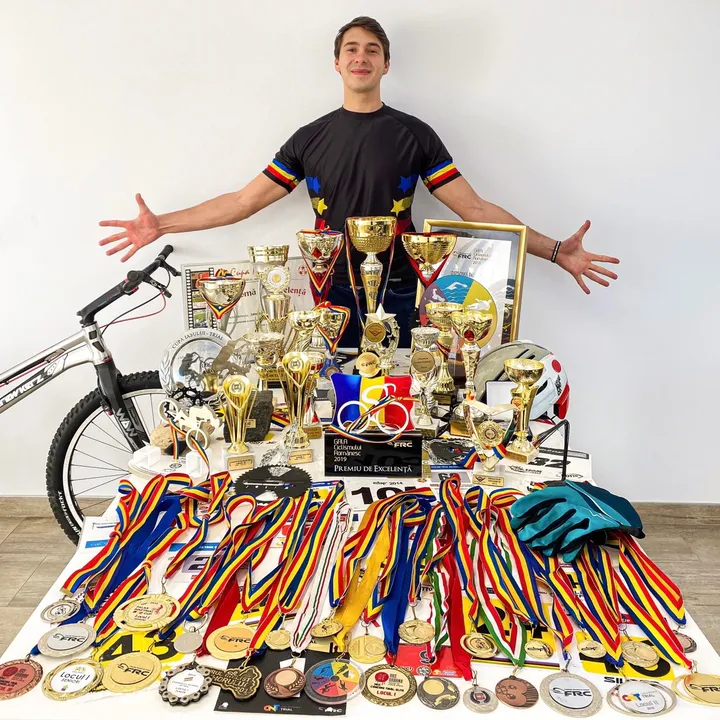 iulianzaharie🏆