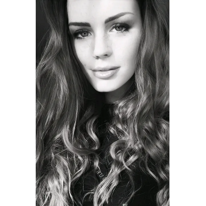 🧝🏼‍♀️