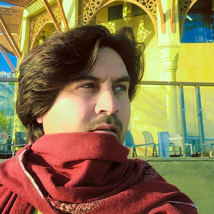 Minawal Muqbal