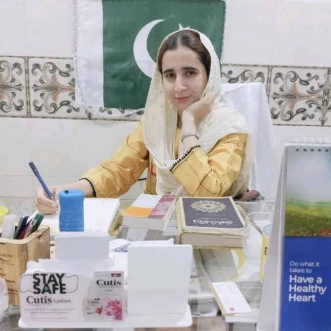 Dr. Aisha Ch