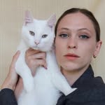 Cat King Miles & Mama Moza