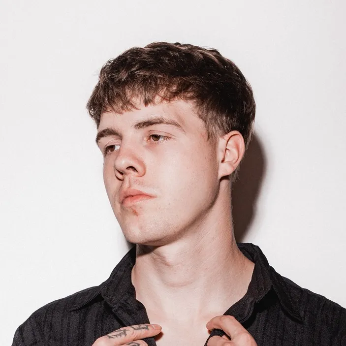 ЛЕША ГУВМЕН