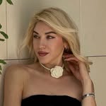 OLGA LAVRIC - Monaco digital creator