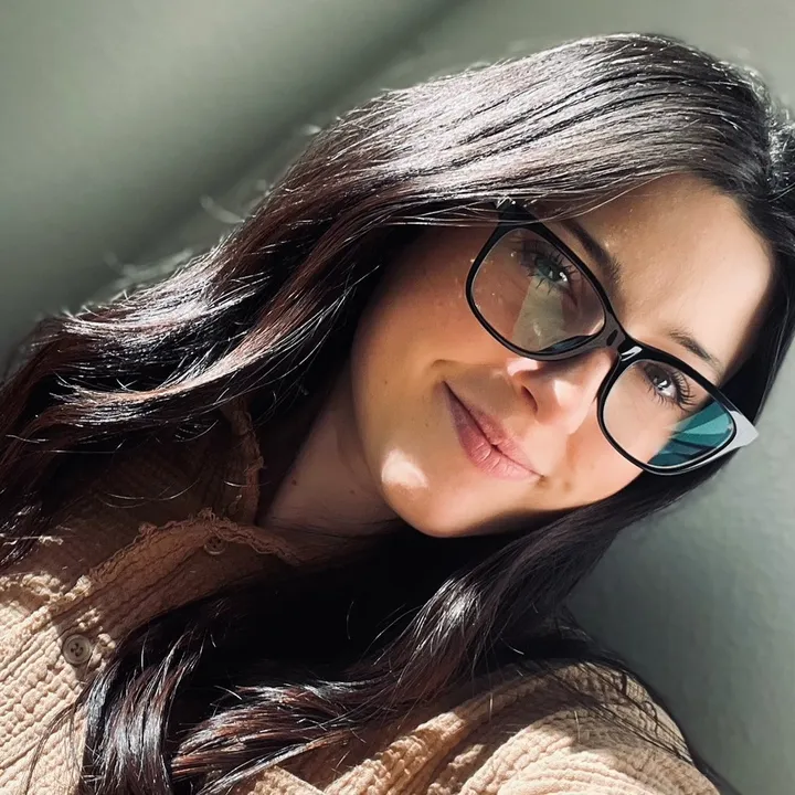 R A C H E L 🌞 🗝️