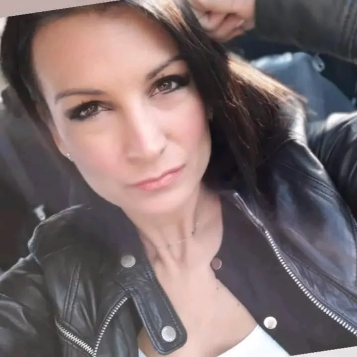 Lena 🇨🇦