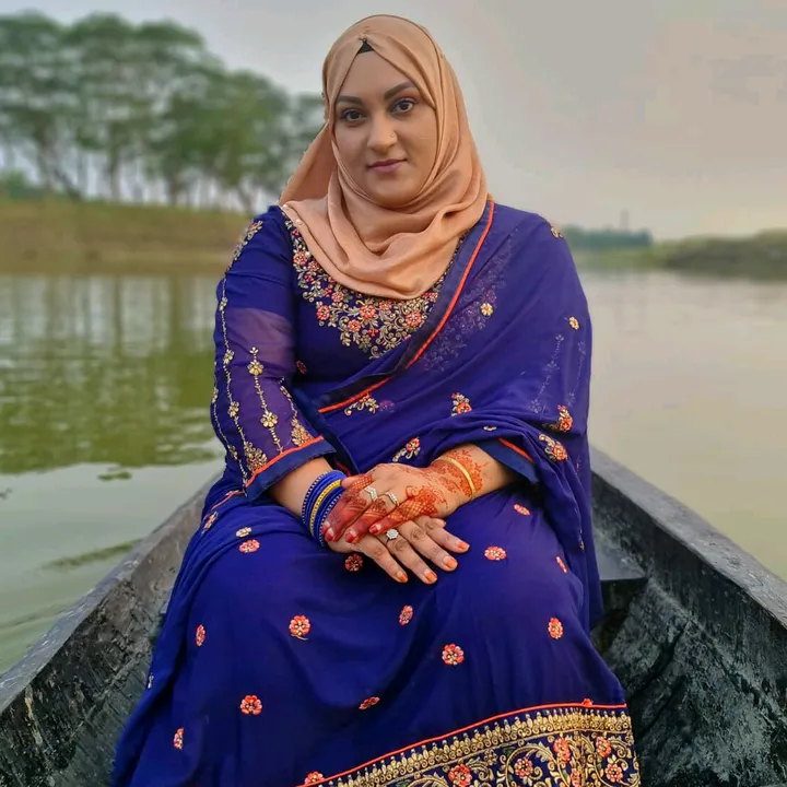Ratna Reviews