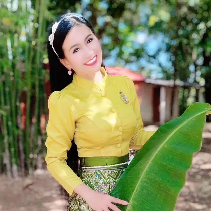 คุณครูประกายแก้วมณีบุญ
