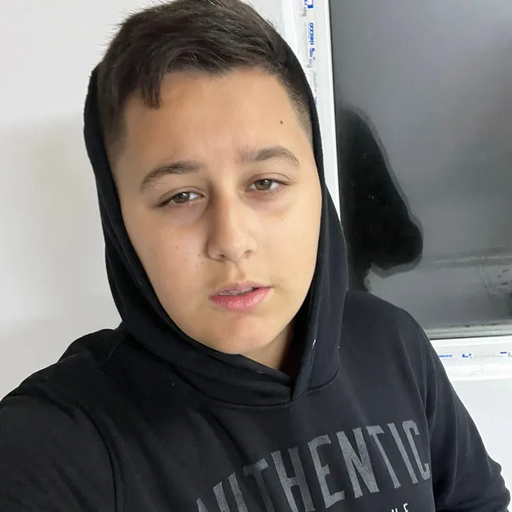 Idk im seb🫤