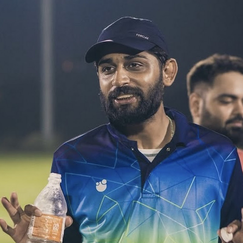 Master Cricket with Ashish
