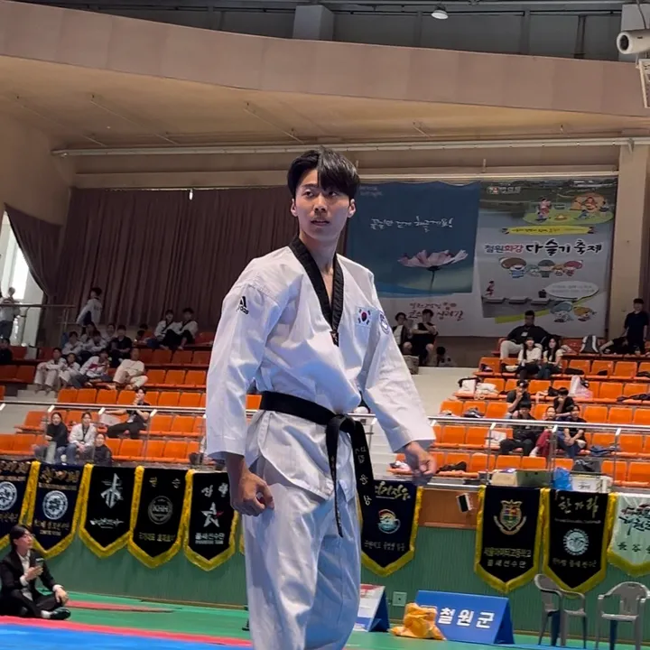 윤다가스카르 🇰🇷