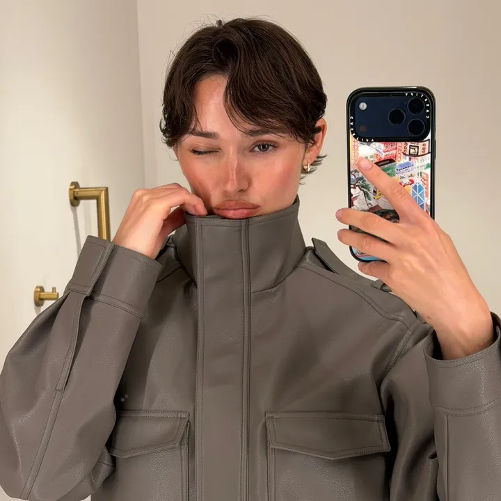 miabrown__