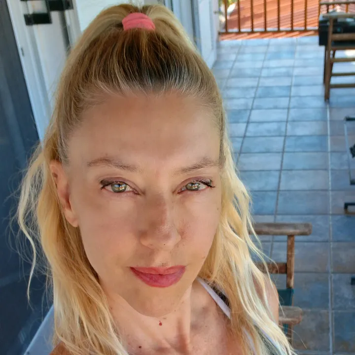 natasha_todori05