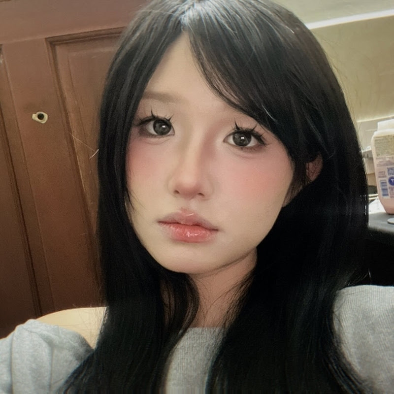 Huỳnh Thư