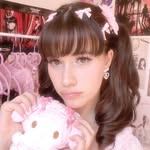 ₊˚ෆ daniela frascaria ♡