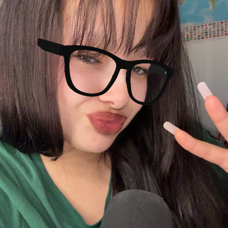 Yasmine lofi ASMR 