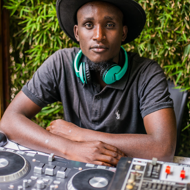  DJ ASHABA OLDIES