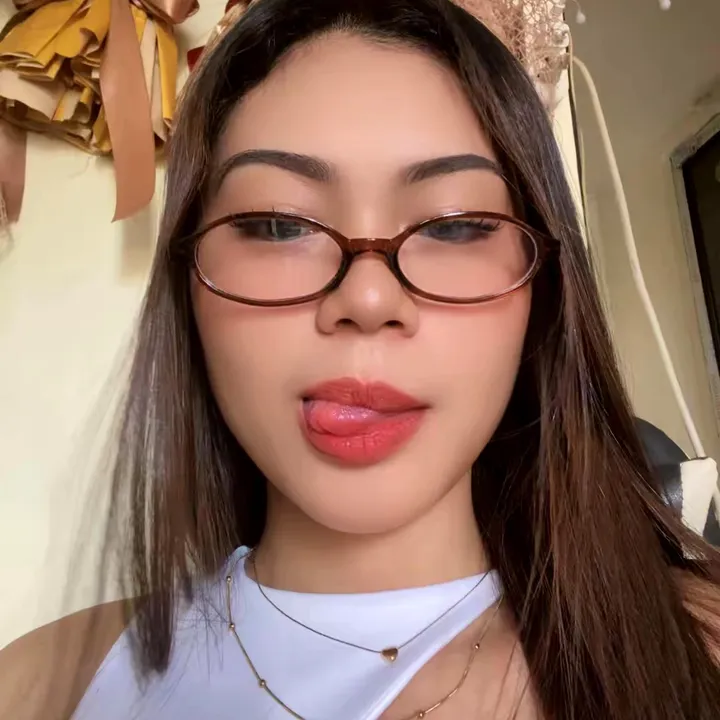 whos.ela⟡