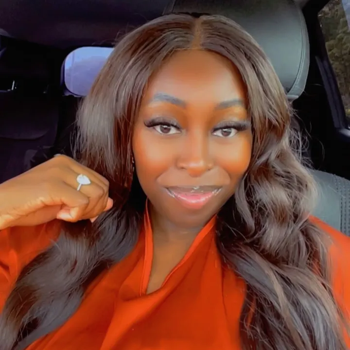 AKUA KIMM