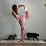 Carina | Yoga Teacher