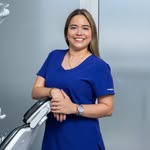 Porcelain Veneers 𝐛𝐲 𝐀𝐧𝐠𝐞𝐥𝐚 𝐋𝐮𝐧𝐚