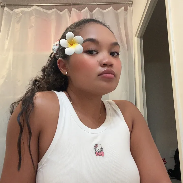 Rin_R🇲🇬