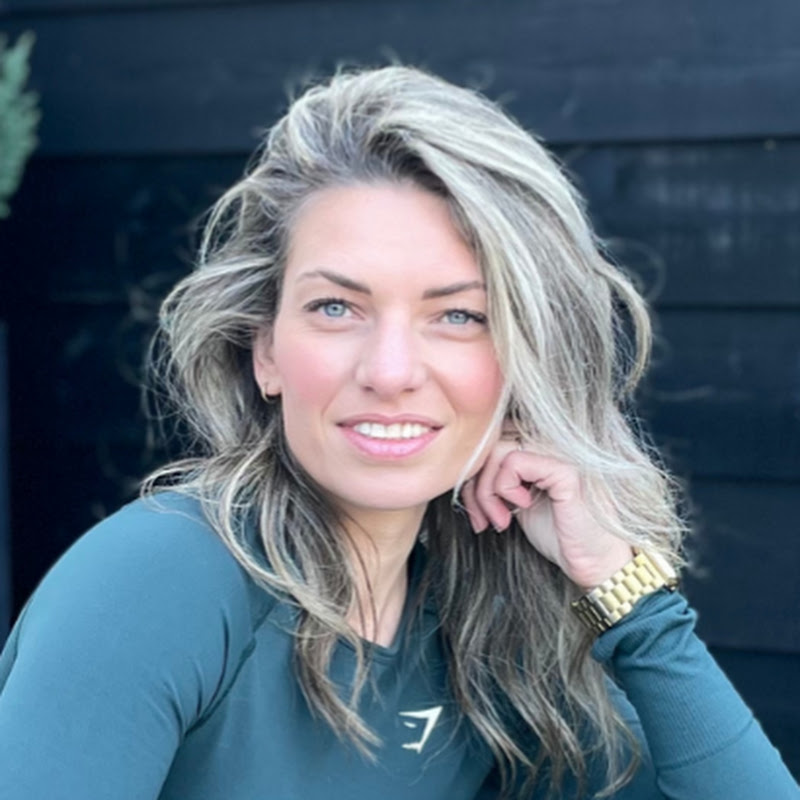 Charda Stefanov | Beginner Workouts voor Moeders