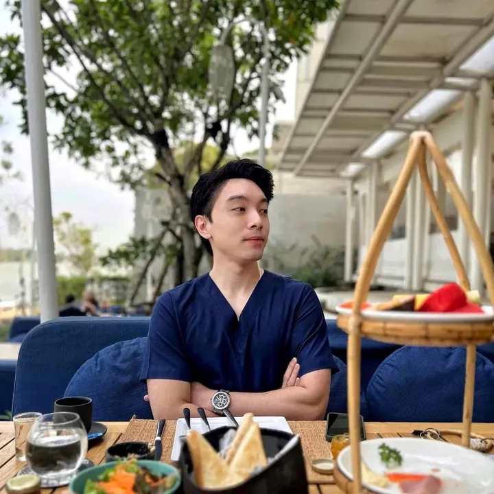 หมูโอม
