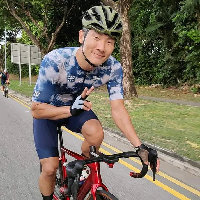 JK Estate Consultant Cyclist