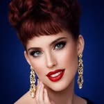 SOULA GLAMOROUS