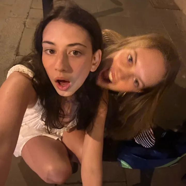 Ava
