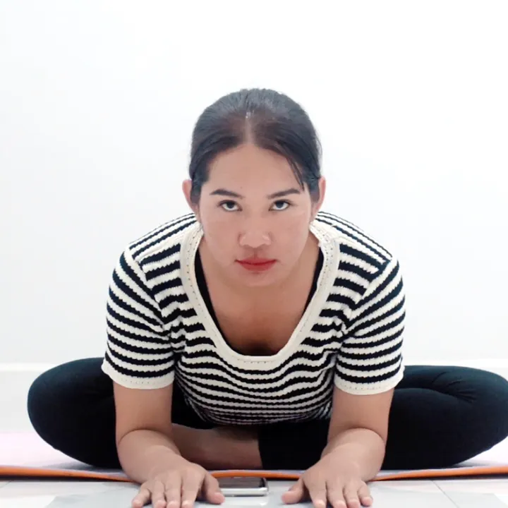 Yoga 🧘 with Panharong