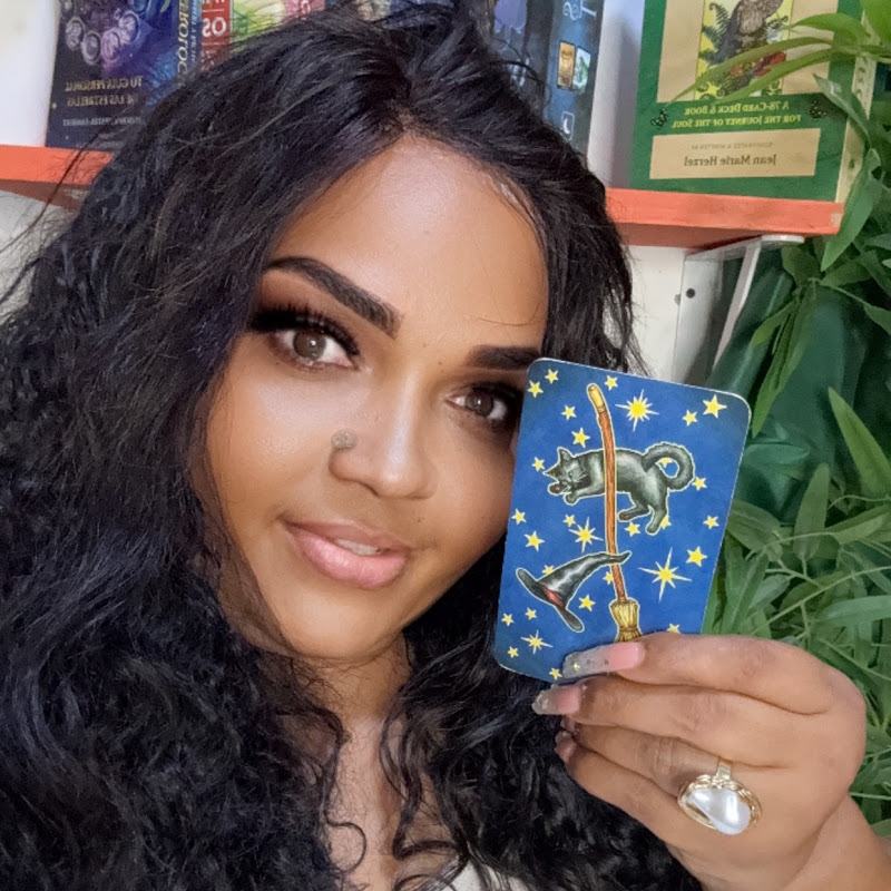 Miguelina Marte Astro Tarot