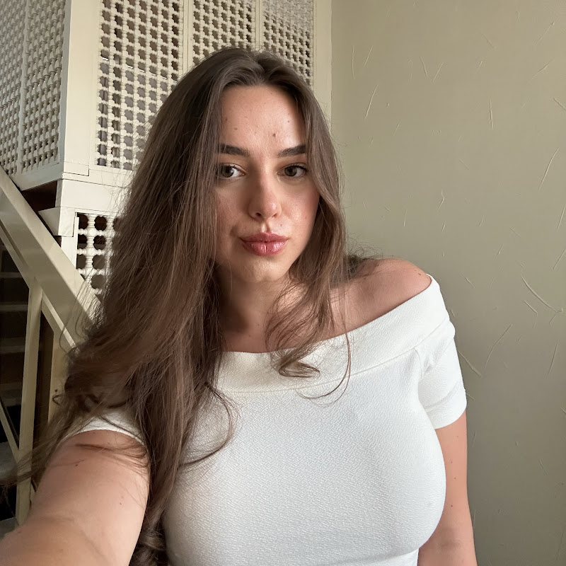 Sharlote Cecilia