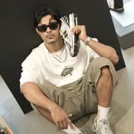 Vineet | Streetwear & Sneakers