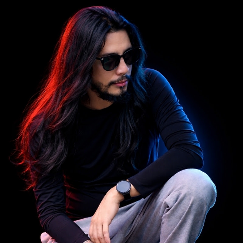 JOHAN VELASQUEZ
