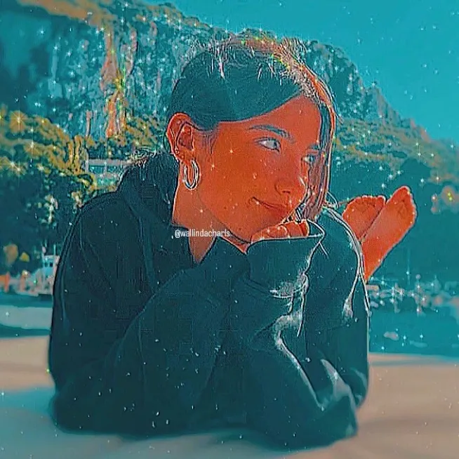 I’m back guyss! <3