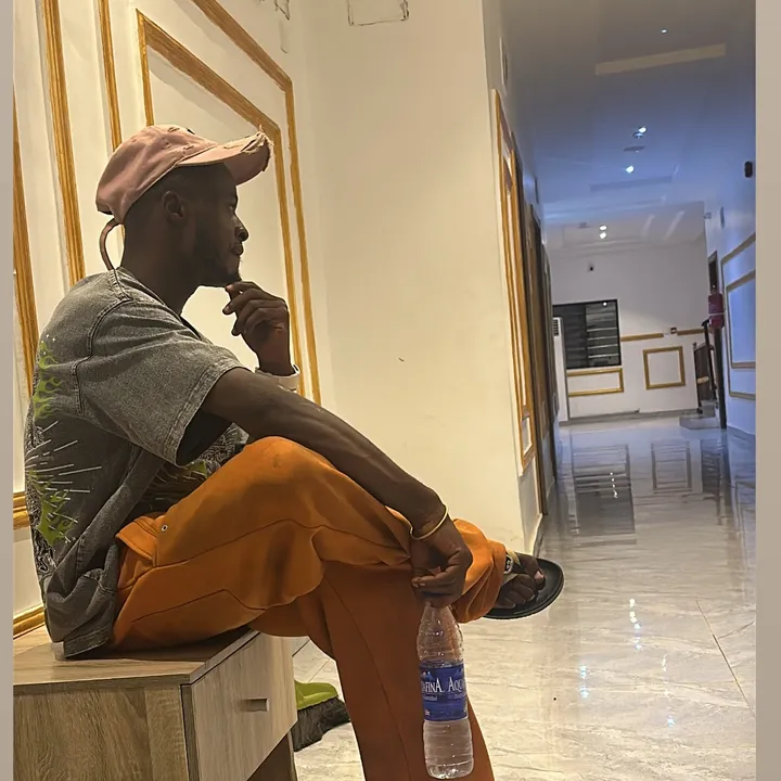 YOUNG KELLY 🧜🏻‍♀️