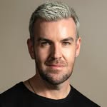 CELEBRITY & EDITORIAL HAIR SPECIALIST