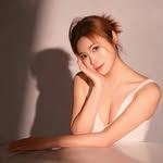 Ena Cheng 鄭伊娜
