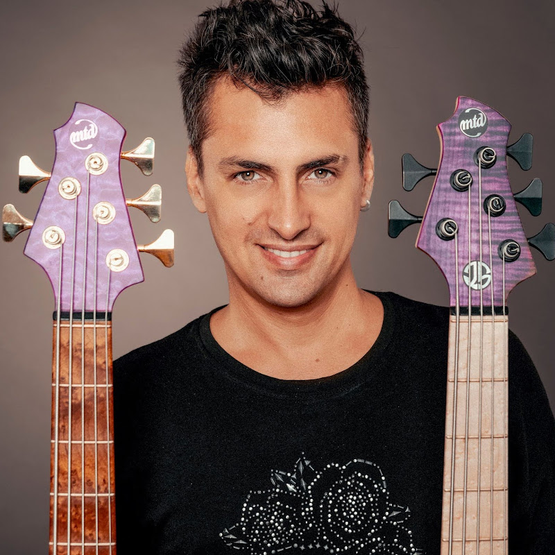 Charlie Moreno