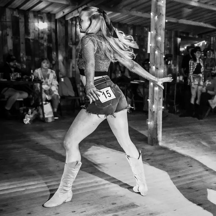 Line Dancing Lou